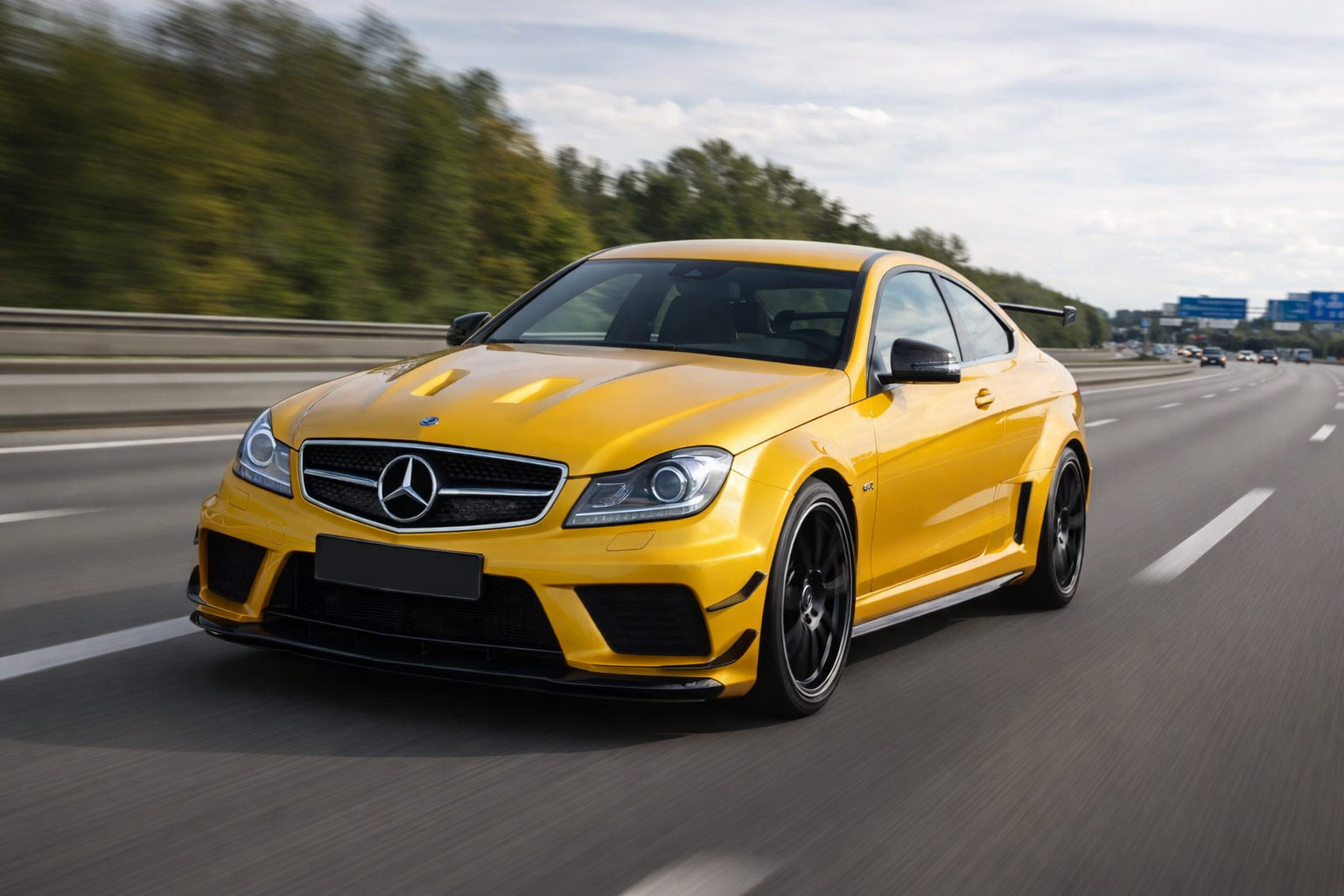 Mercedes Benz C63 AMG W204